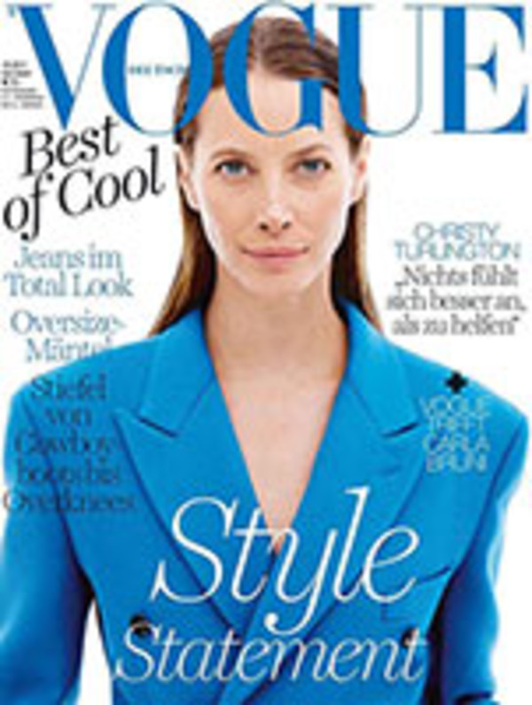 VOGUE 2017-10